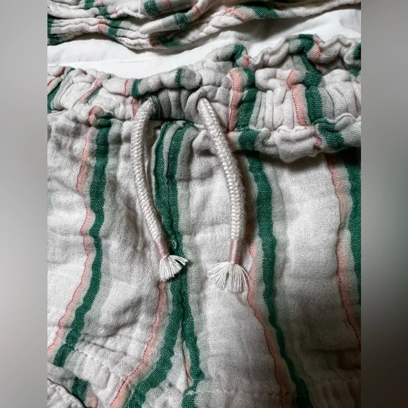 OLD NAVY MATCHING SET SIZE 3-6M - Picture 4 of 4